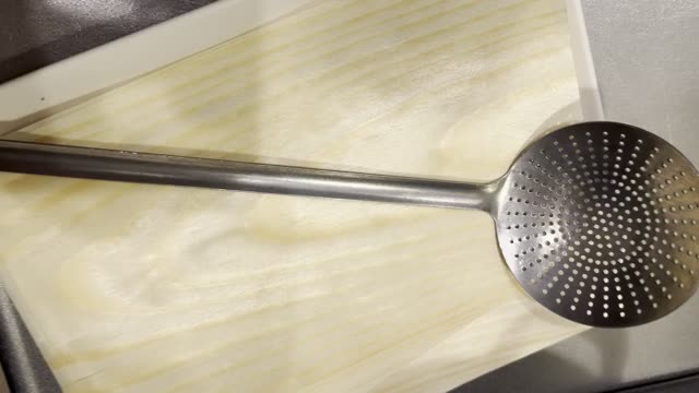 【下村企販】継ぎ目のないカス揚げ II 【日本製】 食洗機対応 細かい揚げカスをキャッチ 油切れがス