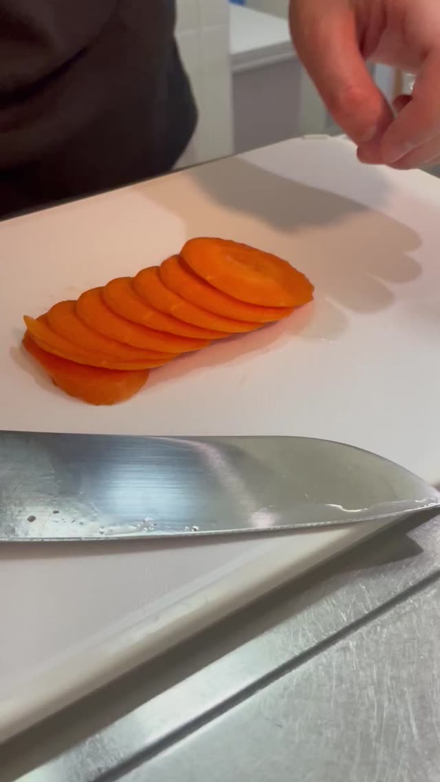 【ツヴァイリング】三徳包丁 TWIN FIN  30847-180-0