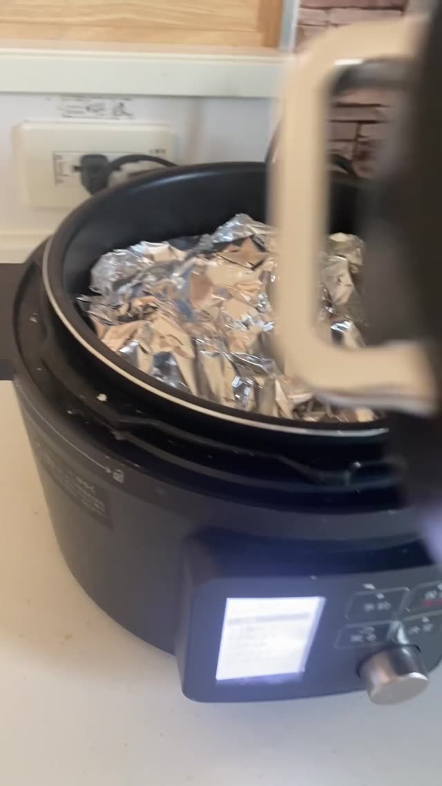 【アイリスオーヤマ】(IRIS OHYAMA) 電気圧力鍋 圧力鍋 4L