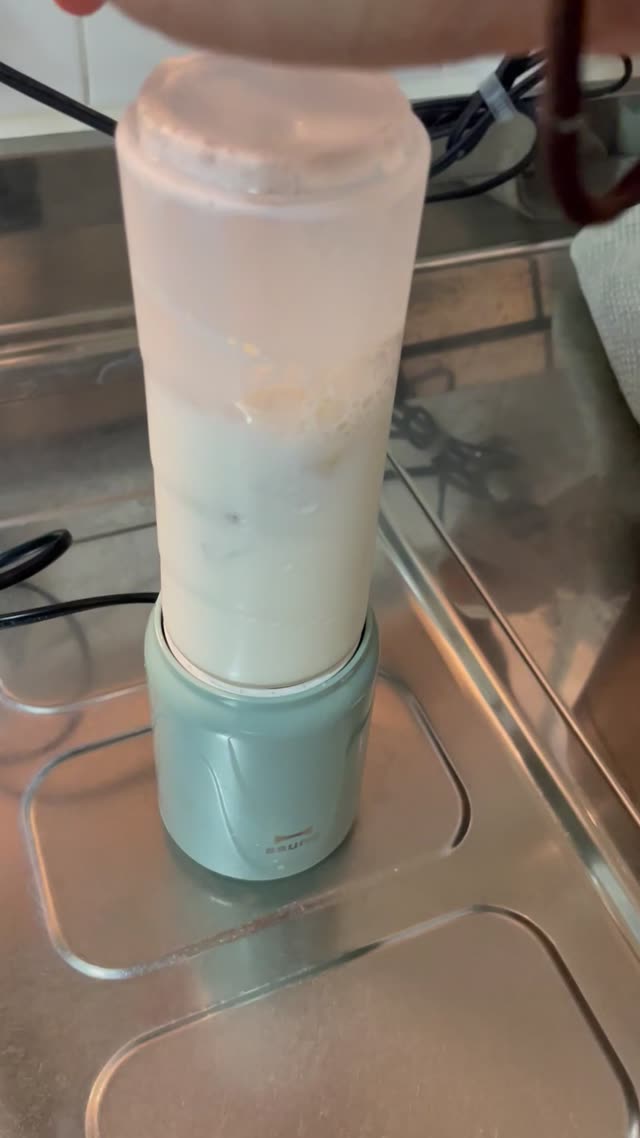 【BRUNO】ミニボトルブレンダー　ブルー　280ml BOE073