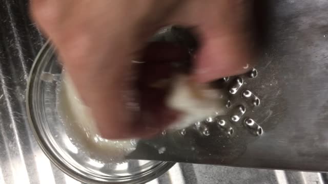 【トミタ】トミタ式おろし金（株式会社トミタ）