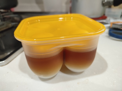 ダイソーの商品です。味つけ卵を作りたいけど、つけ汁大量にいるしなあと作りしぶって